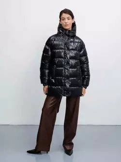 Трошки подовжена утеплена стьобана куртка р.S Трошки подовжена утеплена стьобана куртка р.S