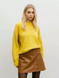 Теплий жовтий светр з меланжевої пряжі, з помірним оверсайз-кроєм р. S Теплий жовтий светр з меланжевої пряжі, з помірним оверсайз-кроєм р. S