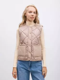 Стьобана жилетка зі штучним наповнювачем р. S Стьобана жилетка зі штучним наповнювачем р. S